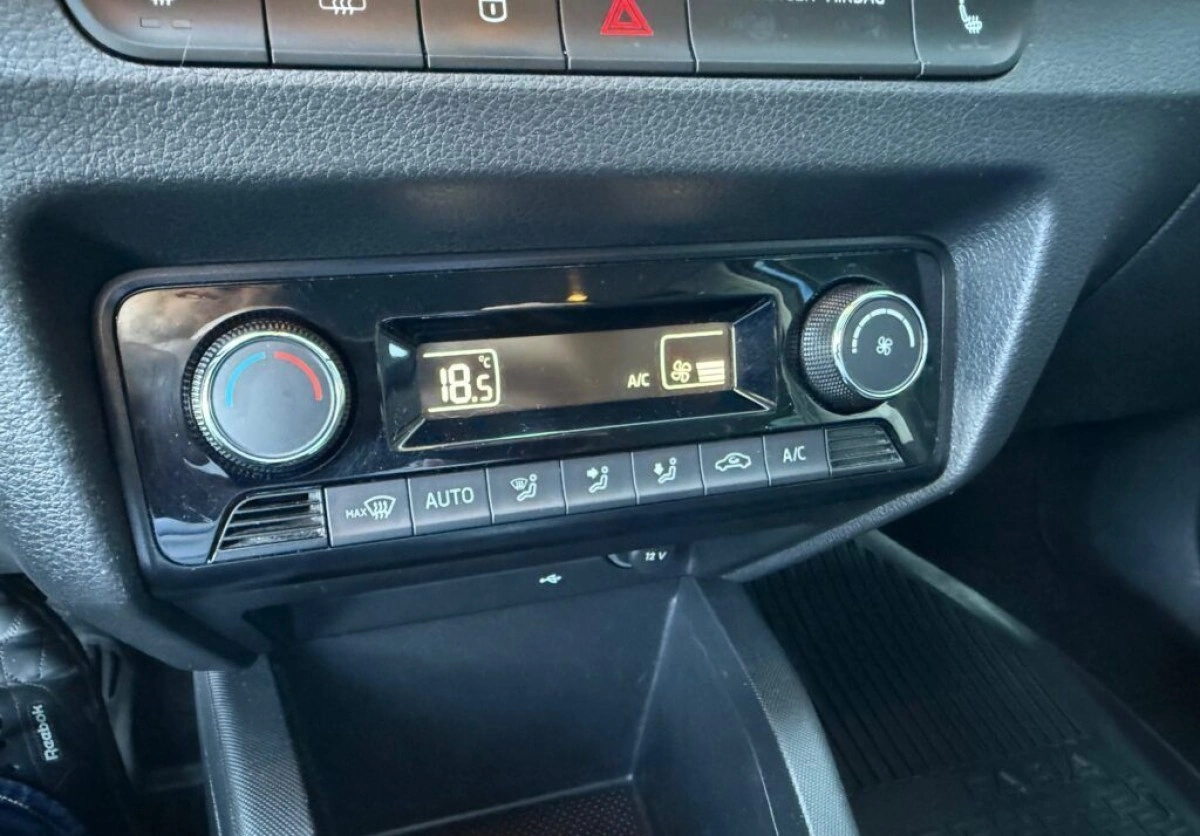 Skoda Fabia - Zdjęcie 8