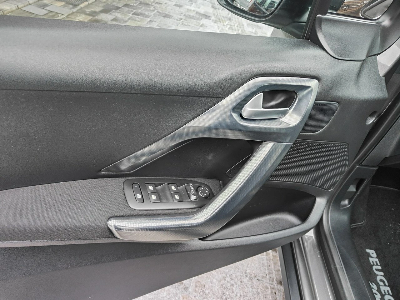 Peugeot 2008 - Zdjęcie 16