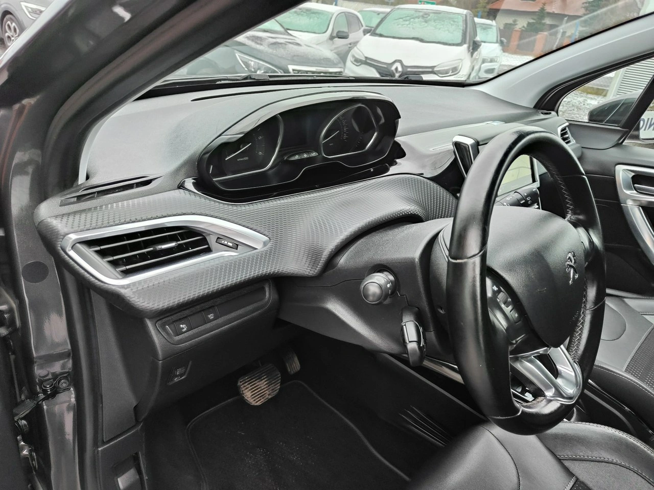 Peugeot 2008 - Zdjęcie 10