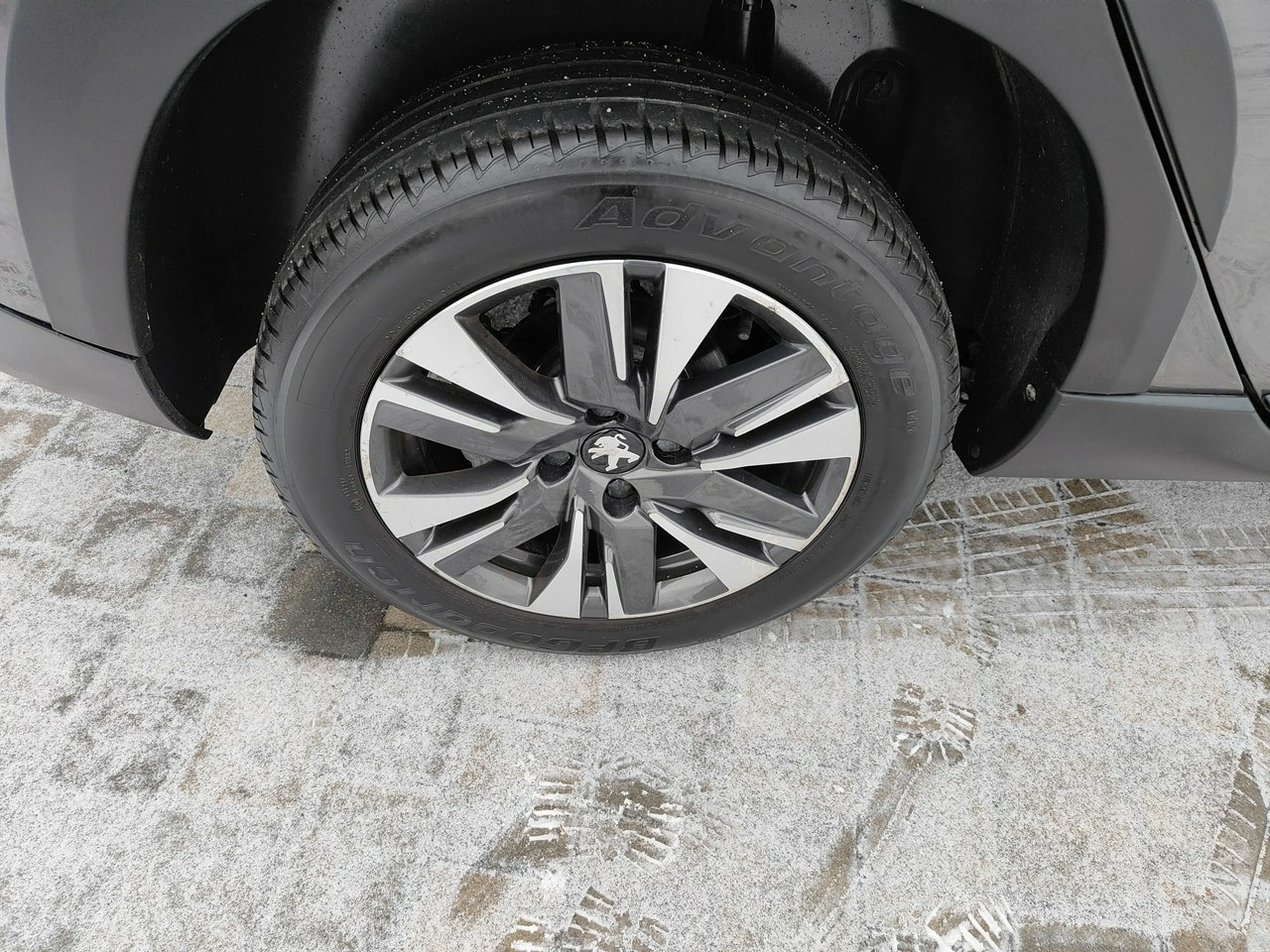 Peugeot 2008 - Zdjęcie 30