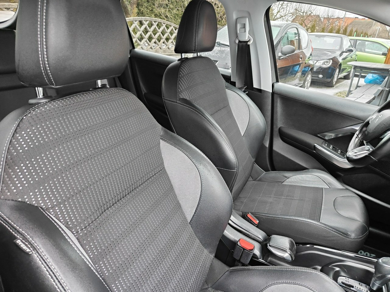 Peugeot 2008 - Zdjęcie 18