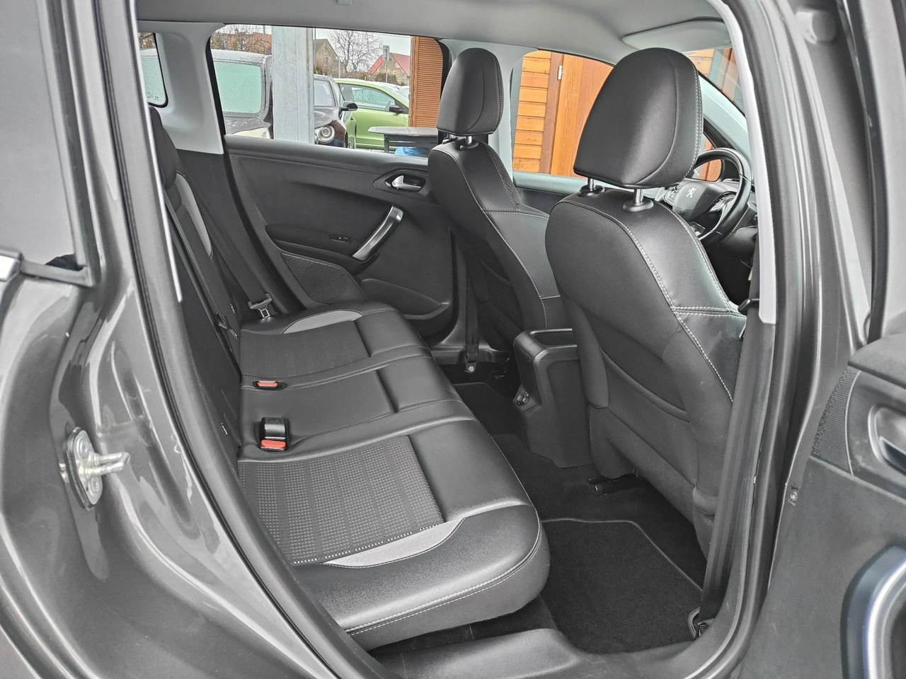 Peugeot 2008 - Zdjęcie 22