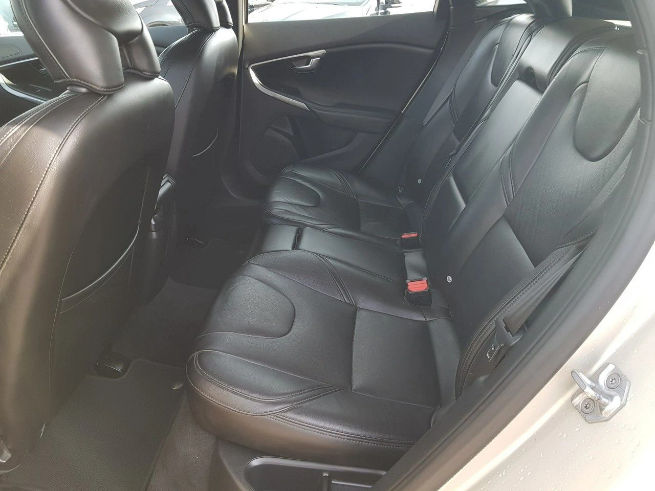 Volvo V40 - Zdjęcie 10