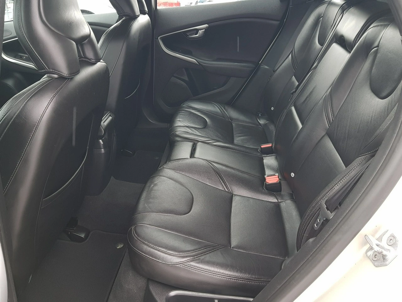 Volvo V40 - Zdjęcie 10