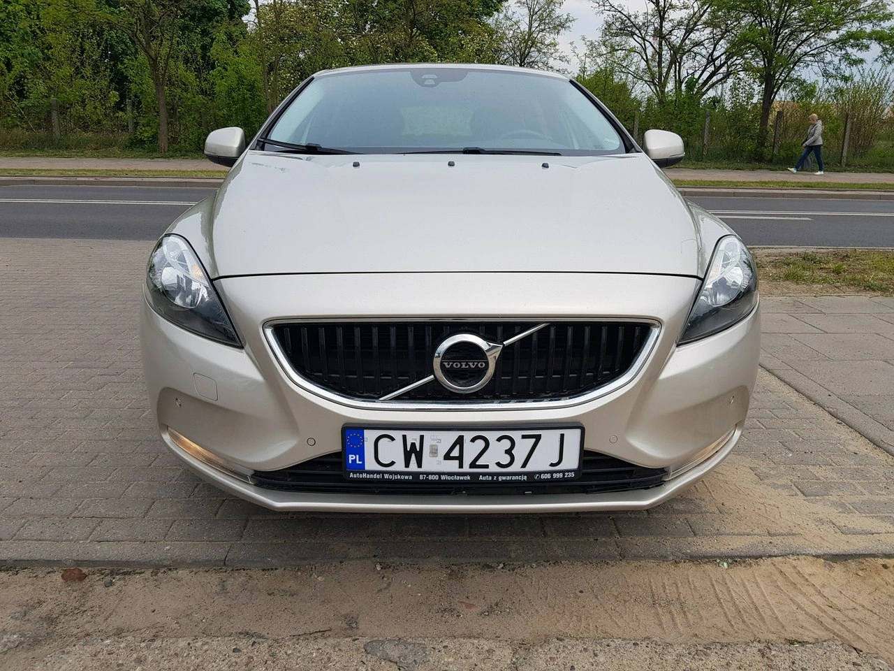 Volvo V40 - Zdjęcie 1