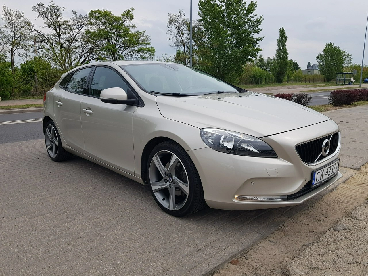 Volvo V40 - Zdjęcie 2