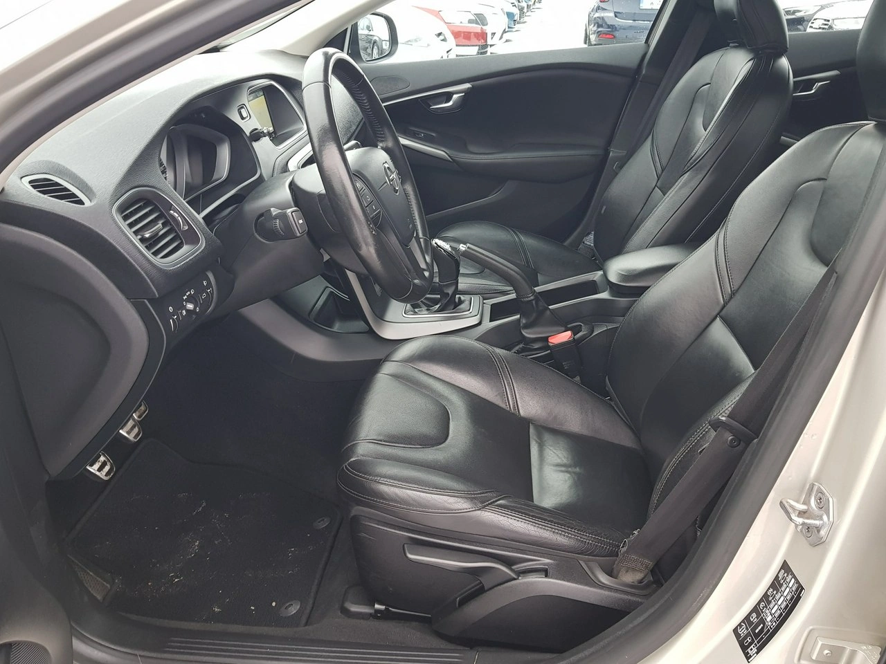 Volvo V40 - Zdjęcie 8