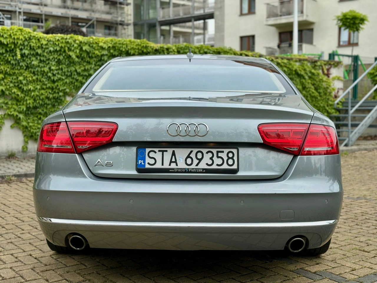Audi A8 - Zdjęcie 13
