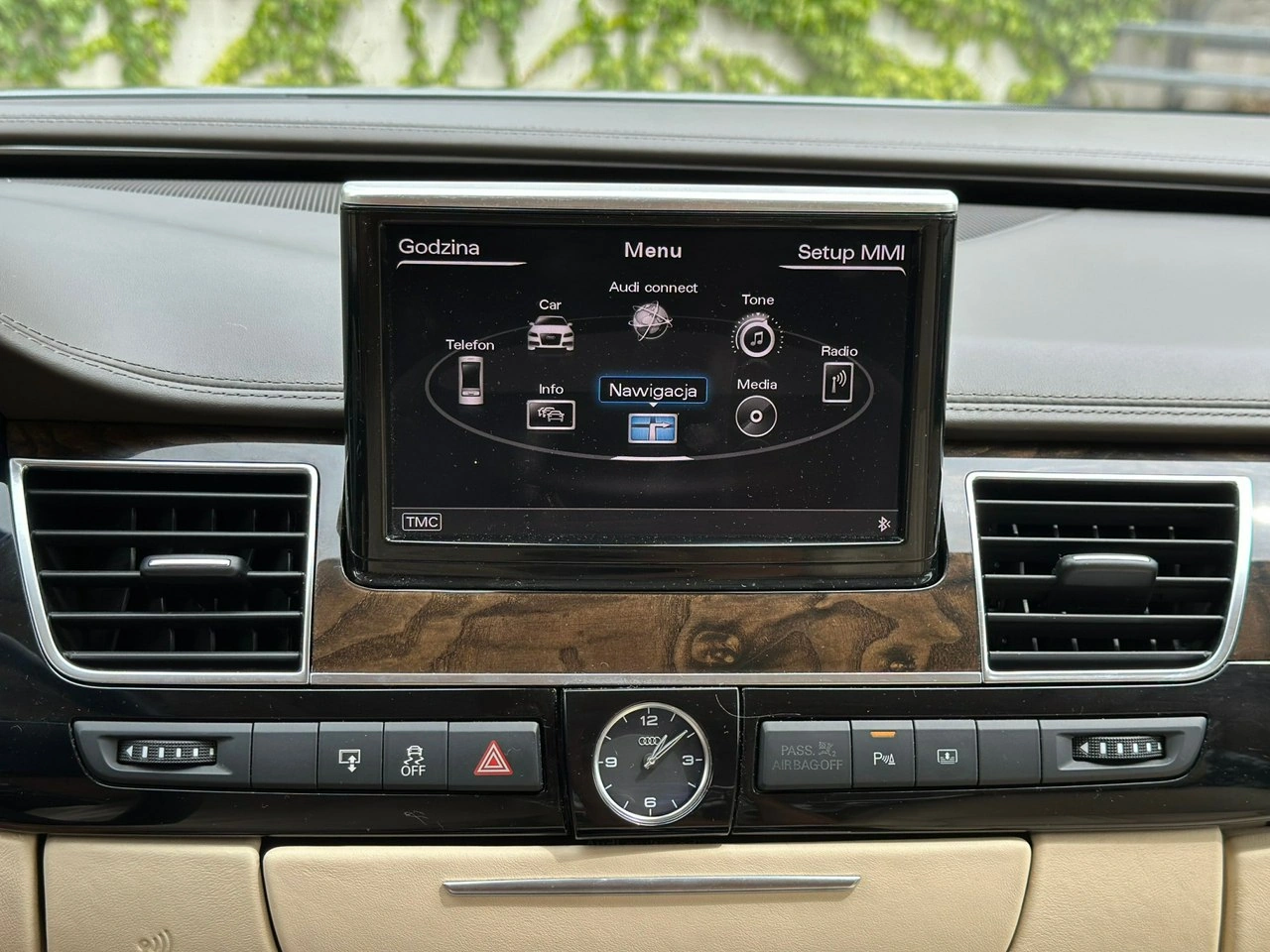 Audi A8 - Zdjęcie 31