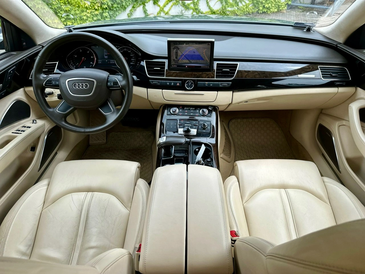 Audi A8 - Zdjęcie 5