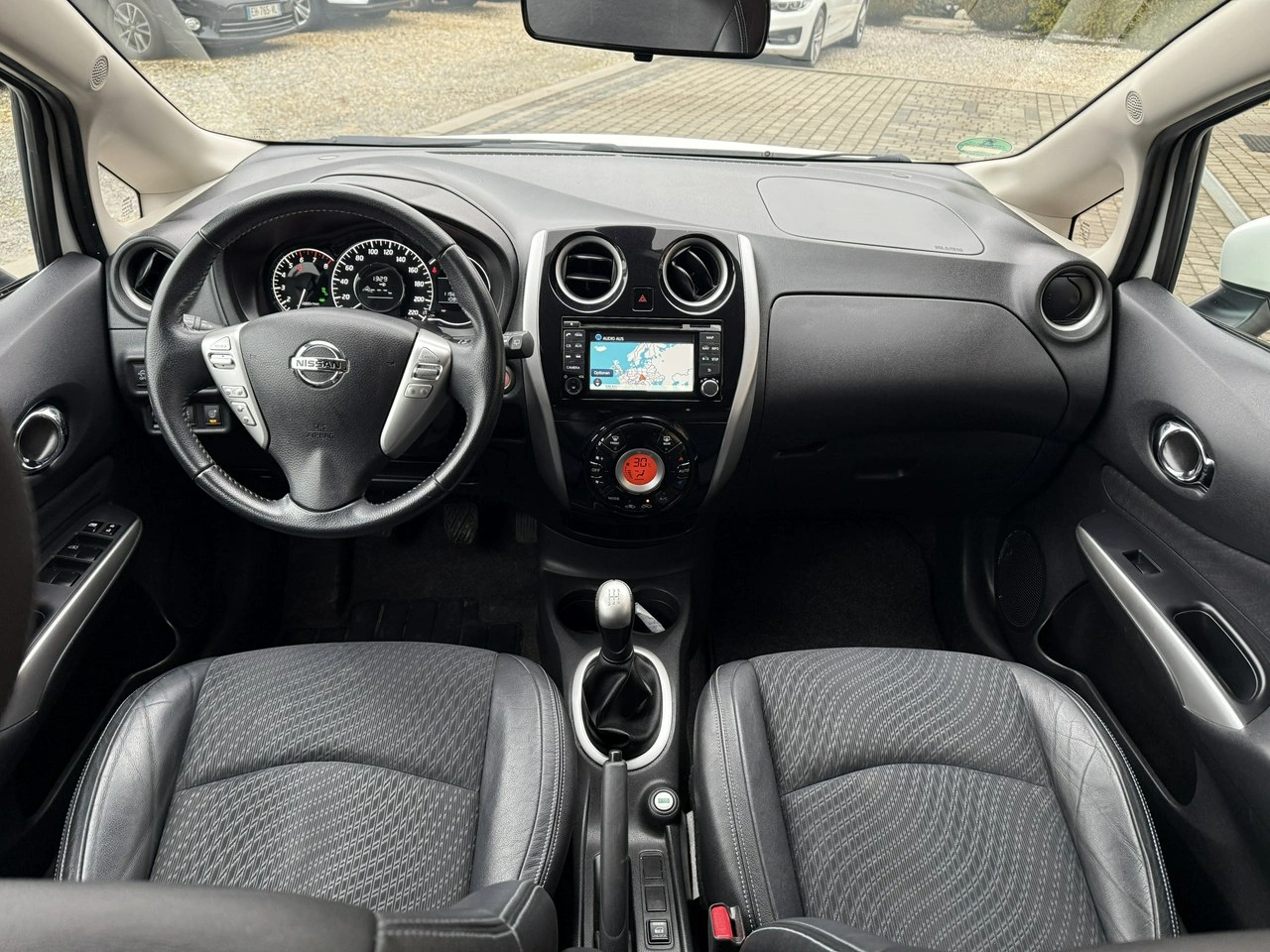 Nissan Note - Zdjęcie 15