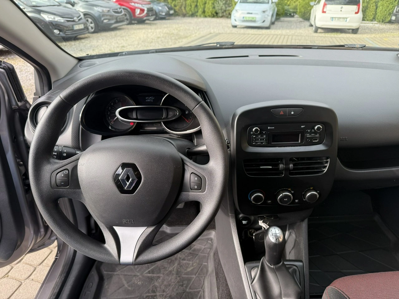 Renault Clio - Zdjęcie 14