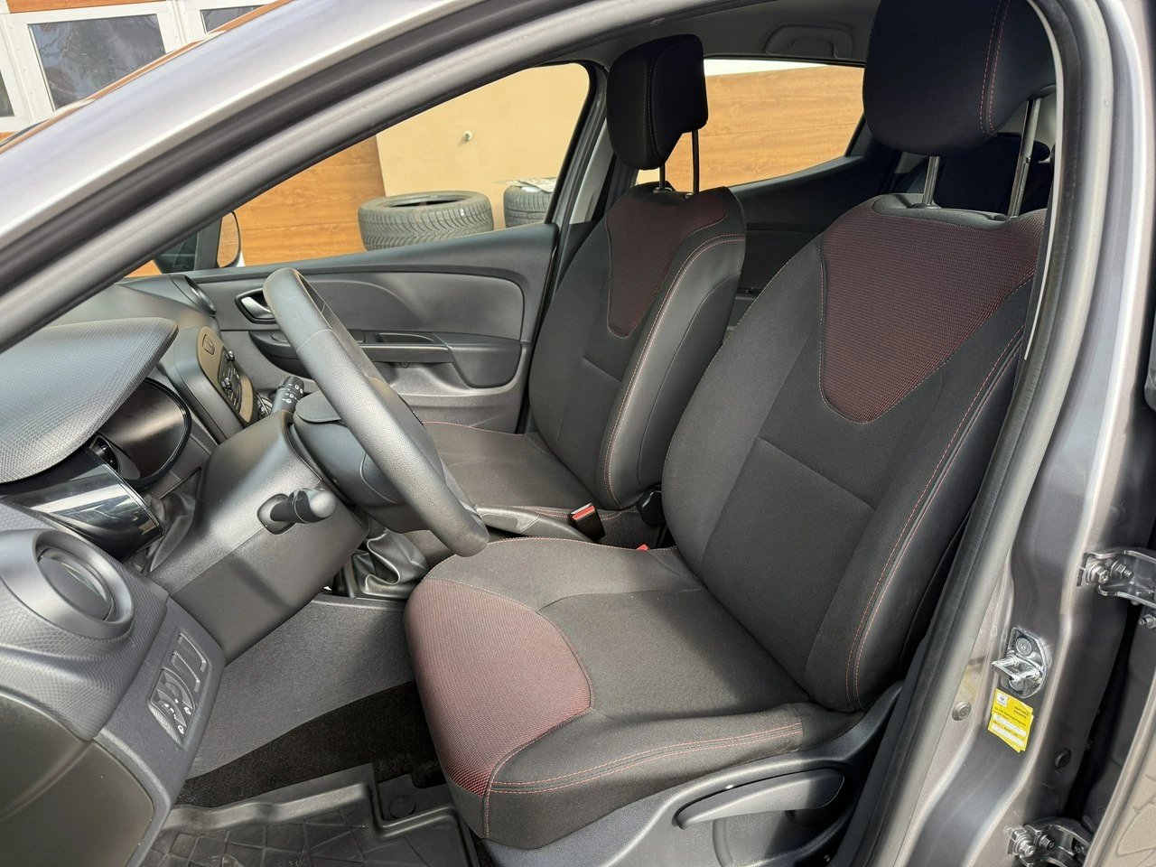 Renault Clio - Zdjęcie 15