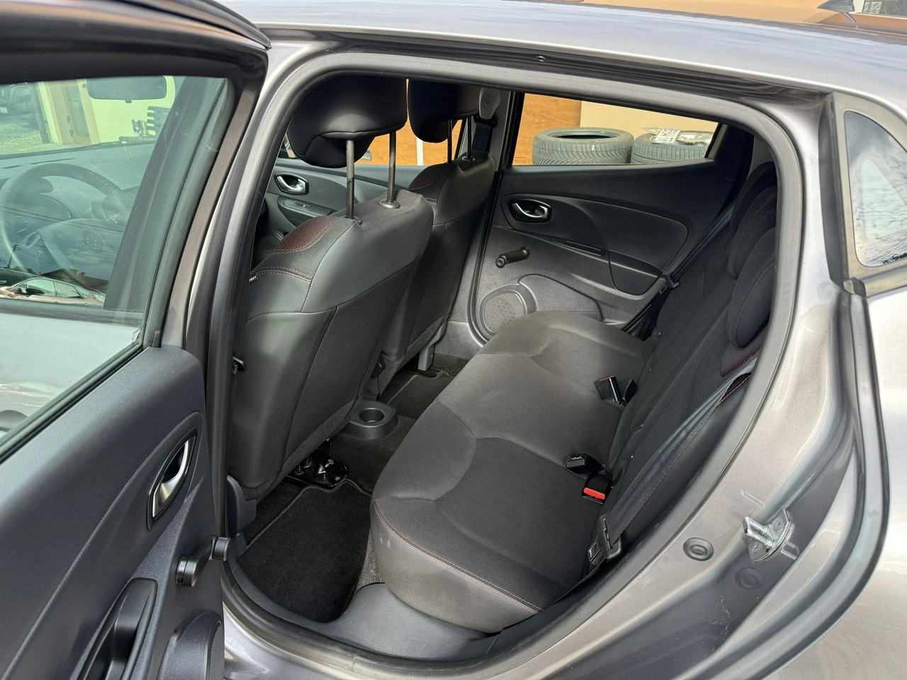 Renault Clio - Zdjęcie 19