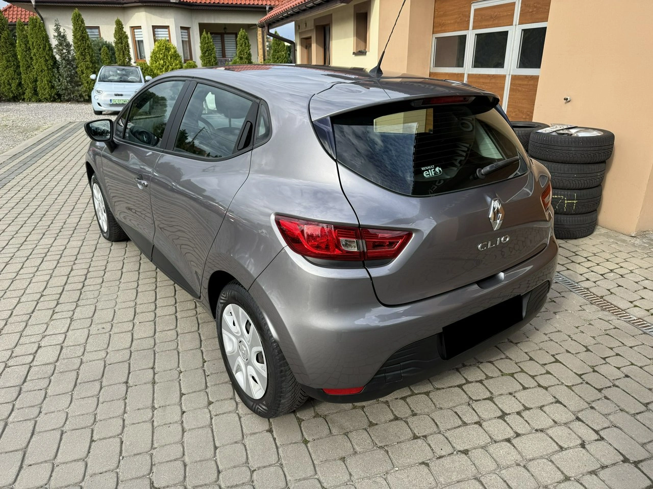 Renault Clio - Zdjęcie 8