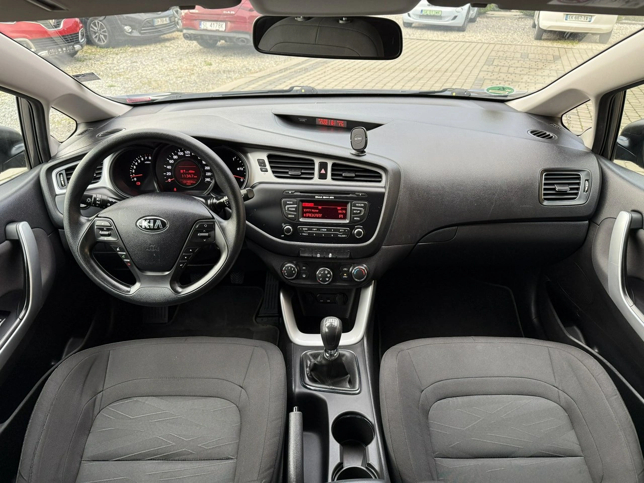 Kia Ceed - Zdjęcie 16