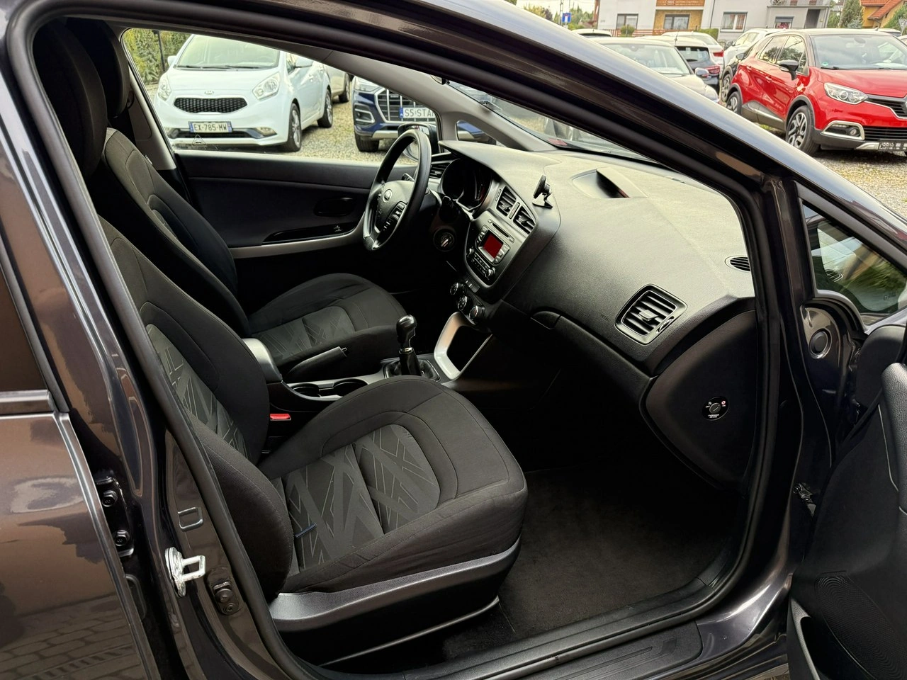 Kia Ceed - Zdjęcie 23