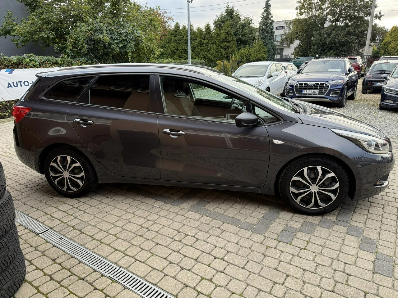Kia Ceed - Zdjęcie 4