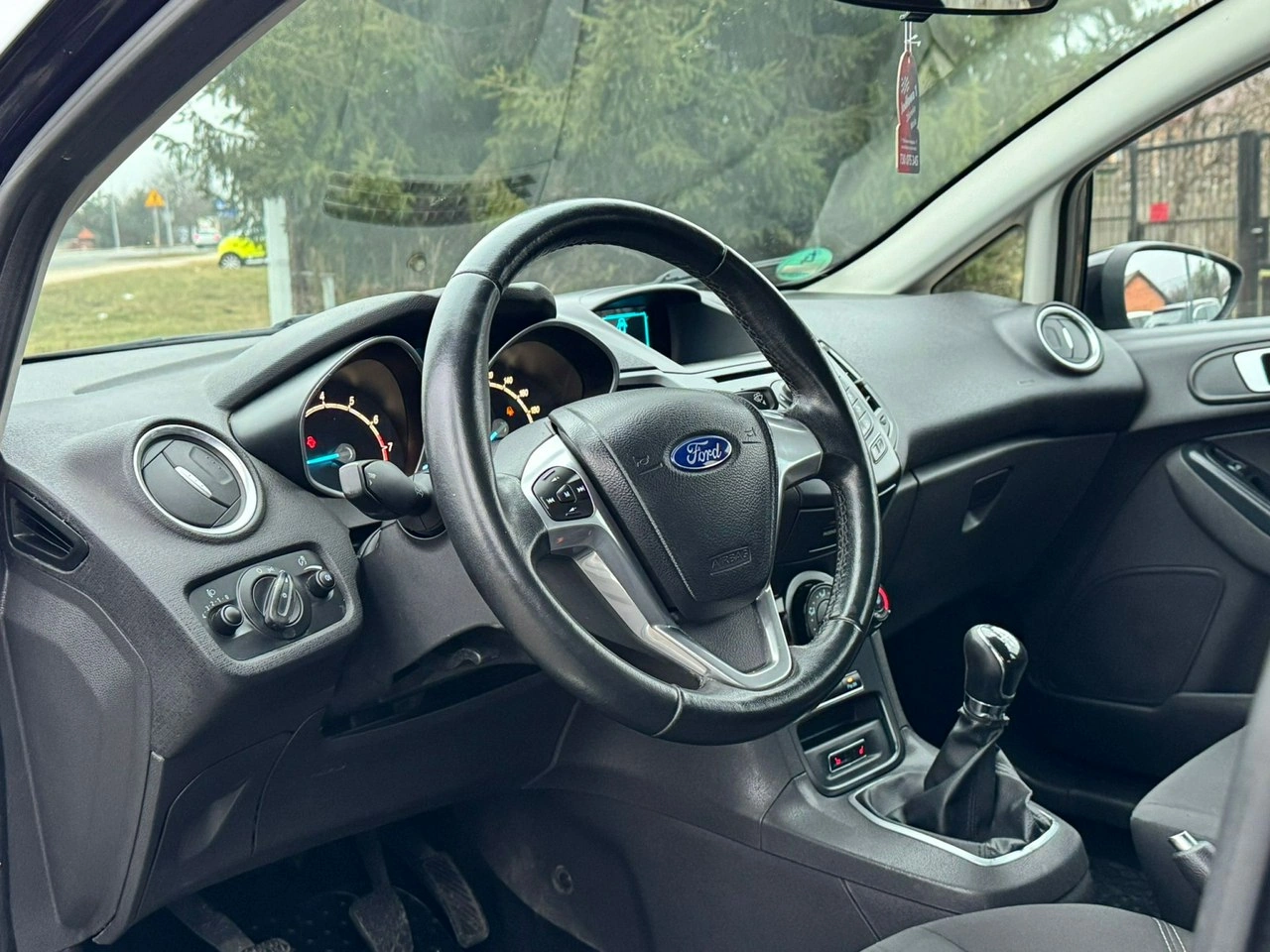 Ford Fiesta - Zdjęcie 15
