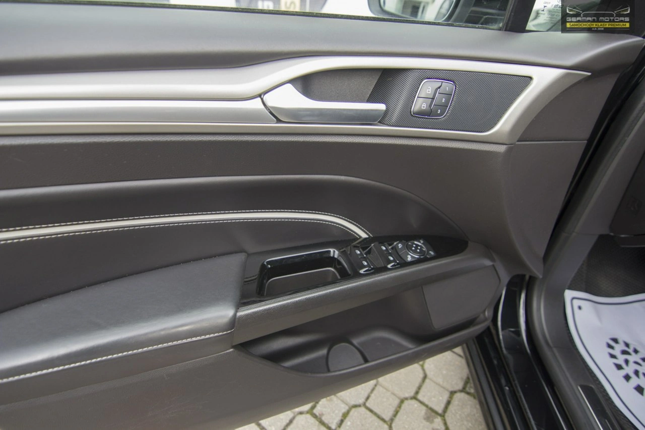 Ford Mondeo - Zdjęcie 23