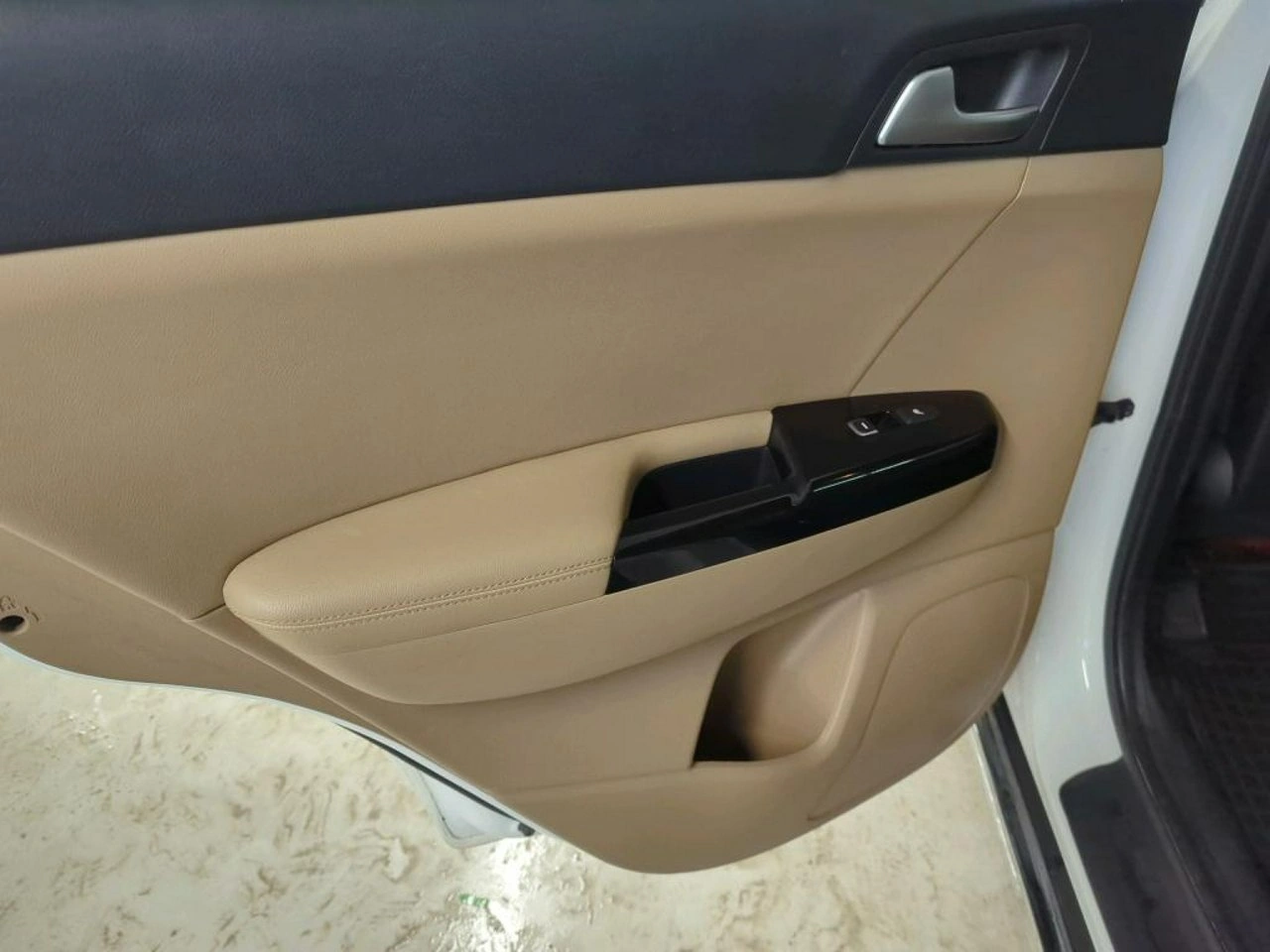 Kia Sportage - Zdjęcie 9