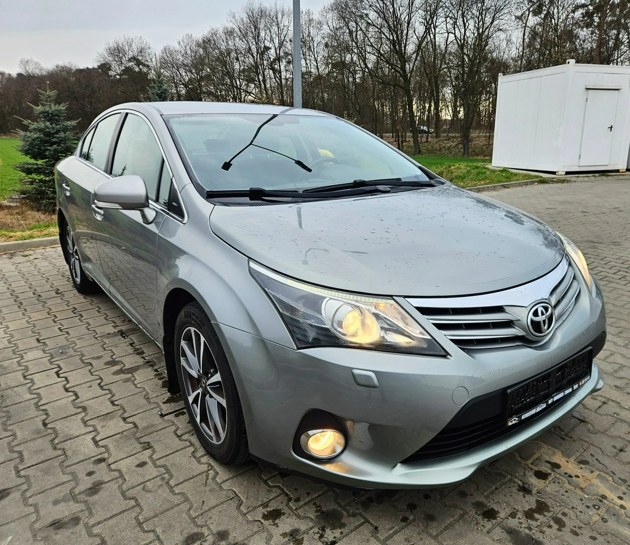 Toyota Avensis - Zdjęcie 4