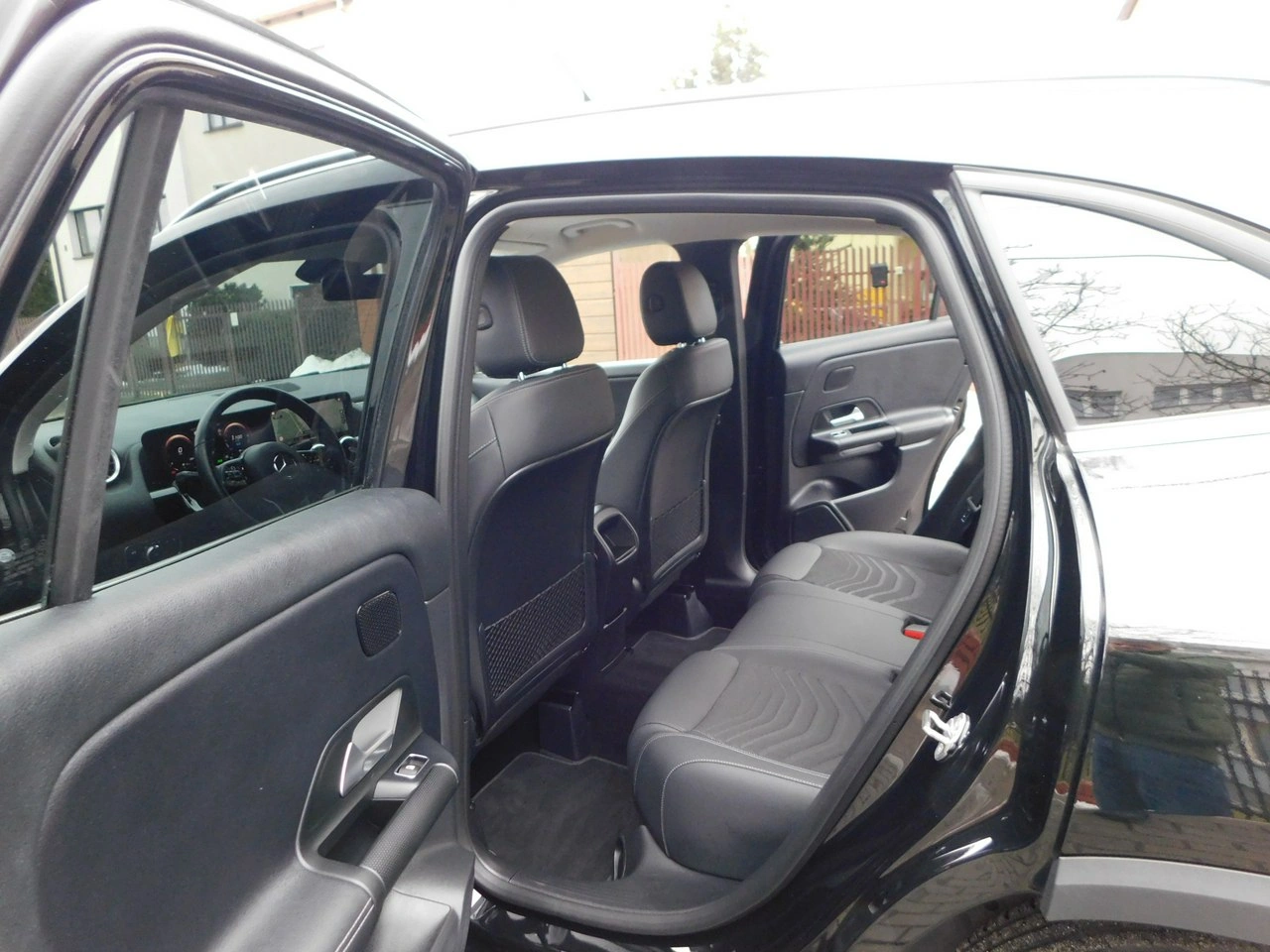 Mercedes GLA 250 - Zdjęcie 10