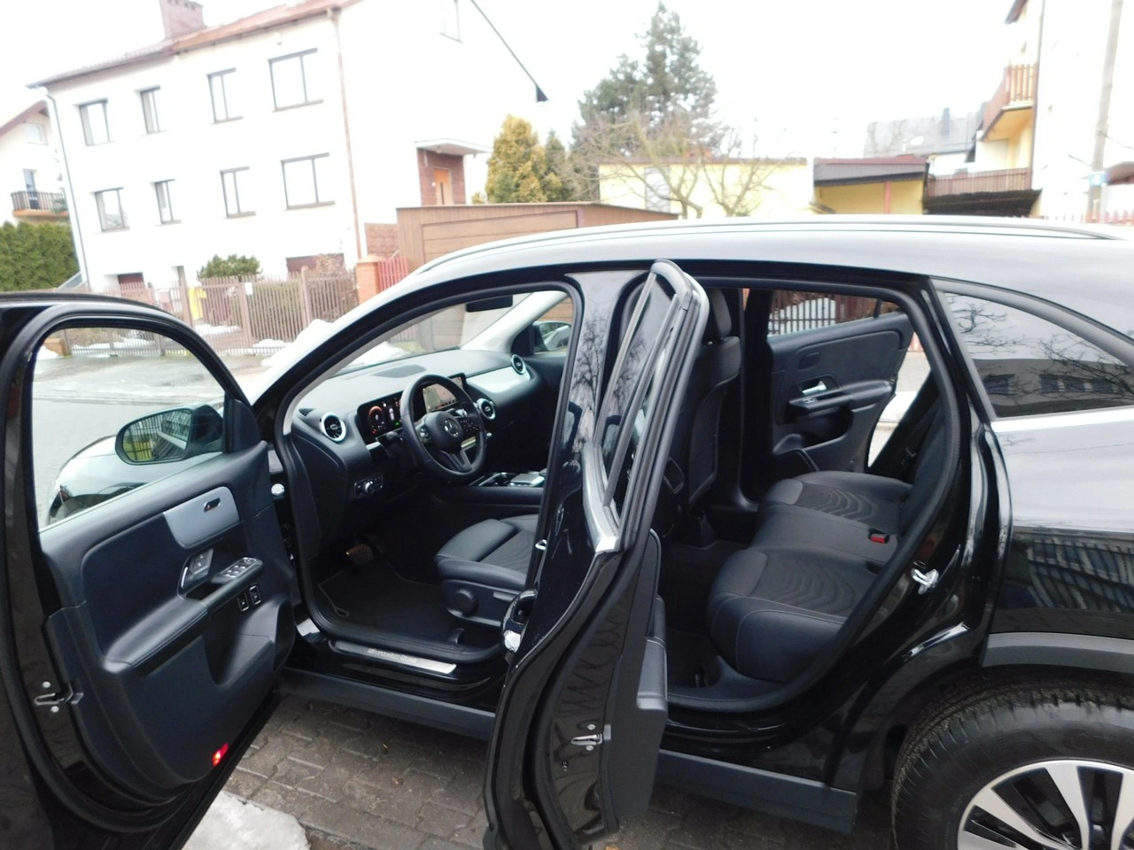 Mercedes GLA 250 - Zdjęcie 11