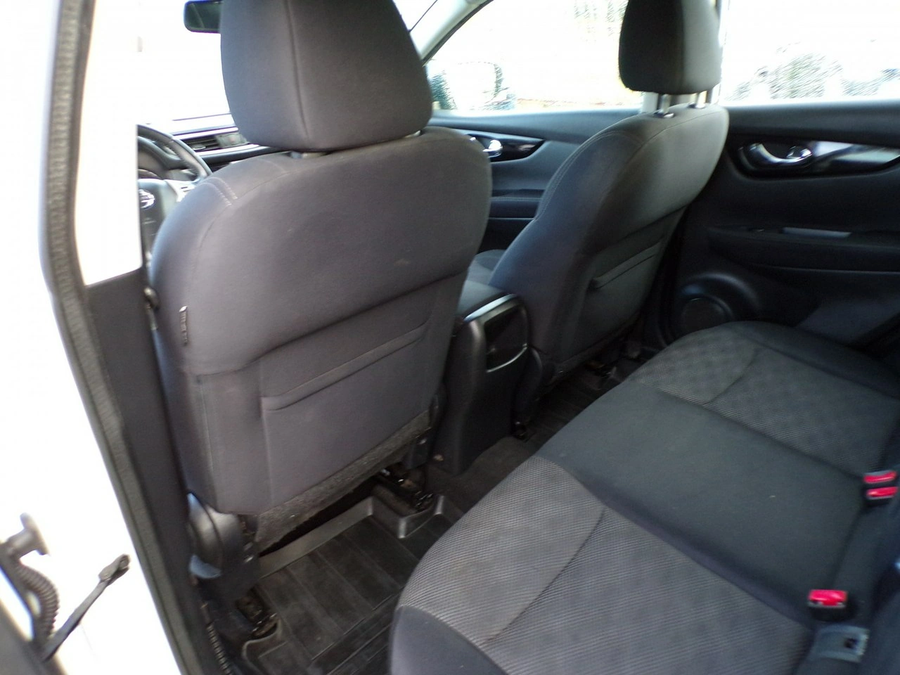 Nissan Qashqai - Zdjęcie 18