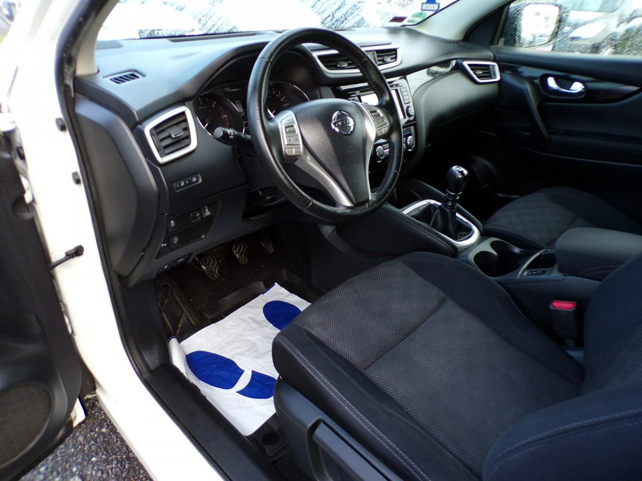 Nissan Qashqai - Zdjęcie 21