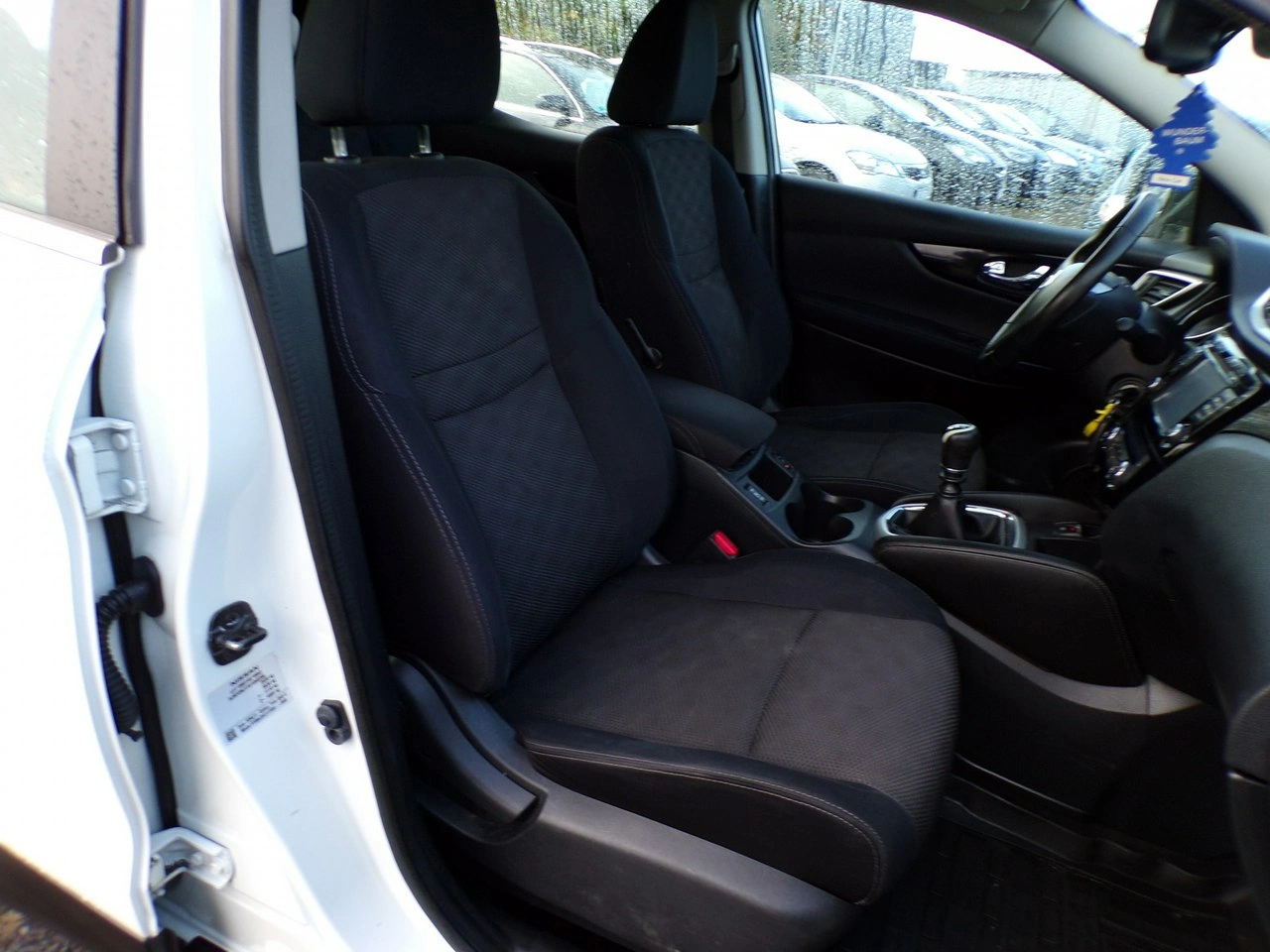 Nissan Qashqai - Zdjęcie 30