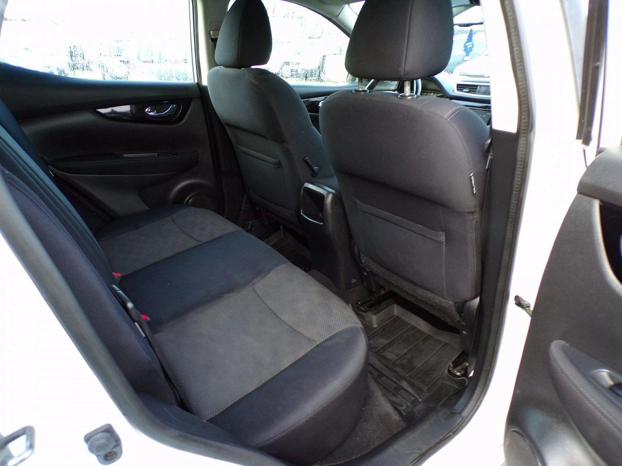 Nissan Qashqai - Zdjęcie 31