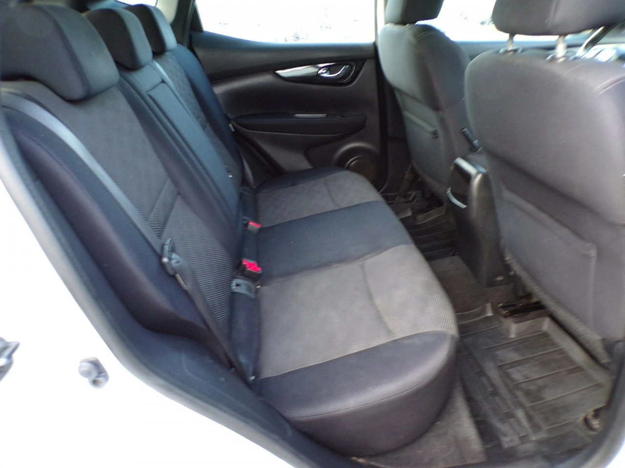 Nissan Qashqai - Zdjęcie 32