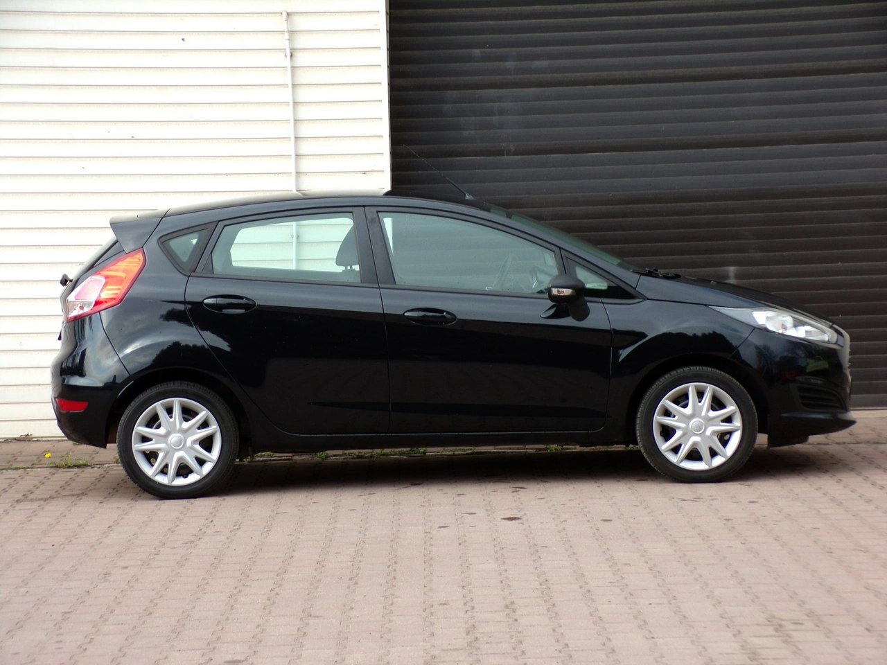 Ford Fiesta - Zdjęcie 11