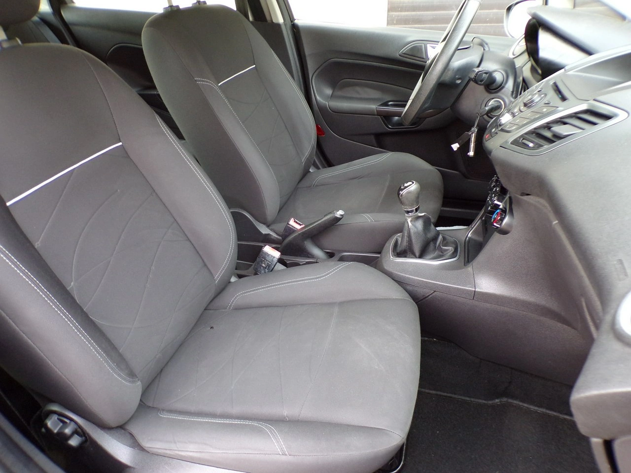 Ford Fiesta - Zdjęcie 17