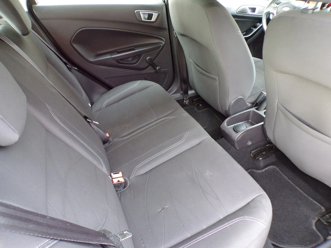 Ford Fiesta - Zdjęcie 20