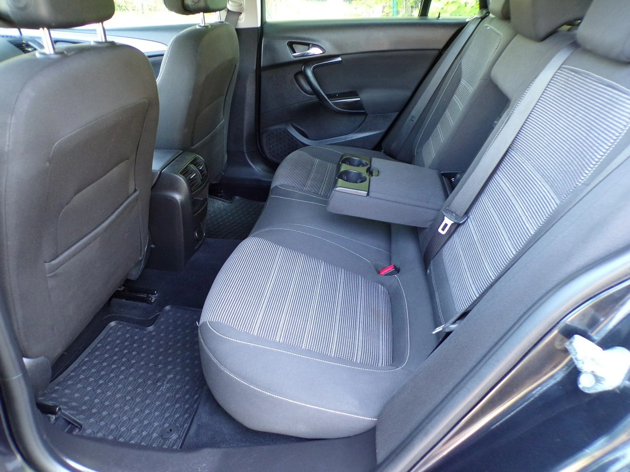 Opel Insignia - Zdjęcie 28