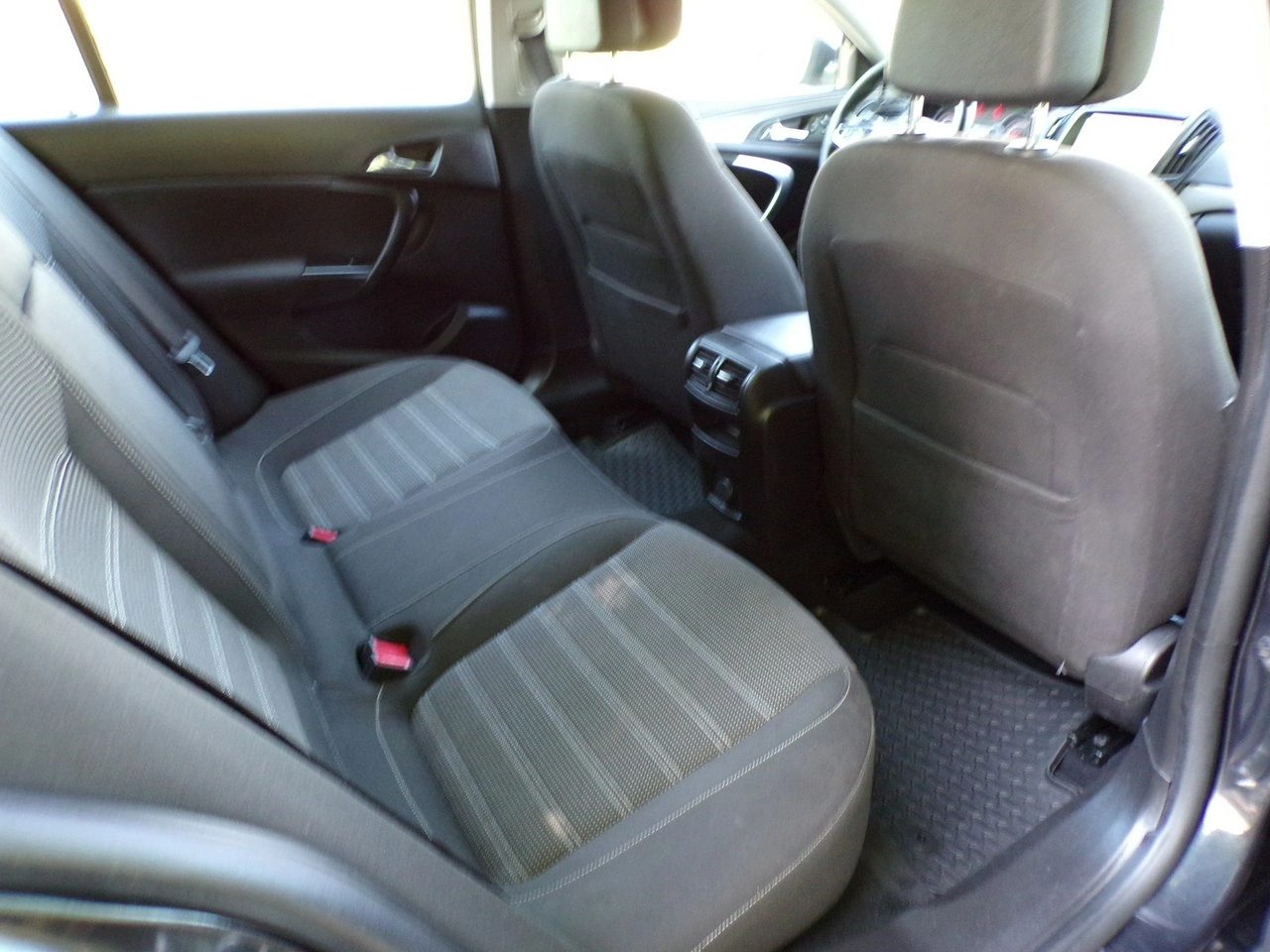 Opel Insignia - Zdjęcie 34