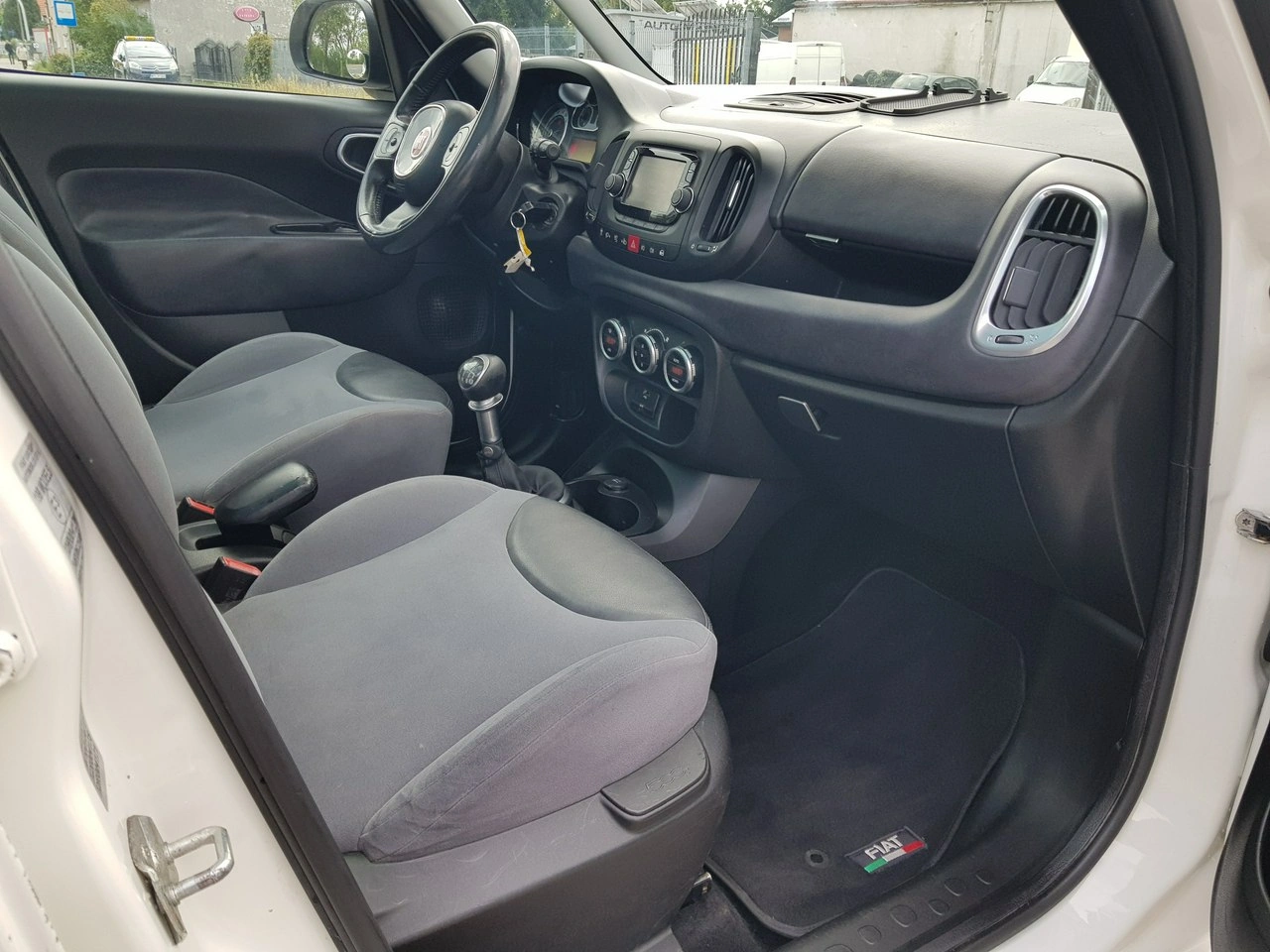 Fiat 500L - Zdjęcie 16