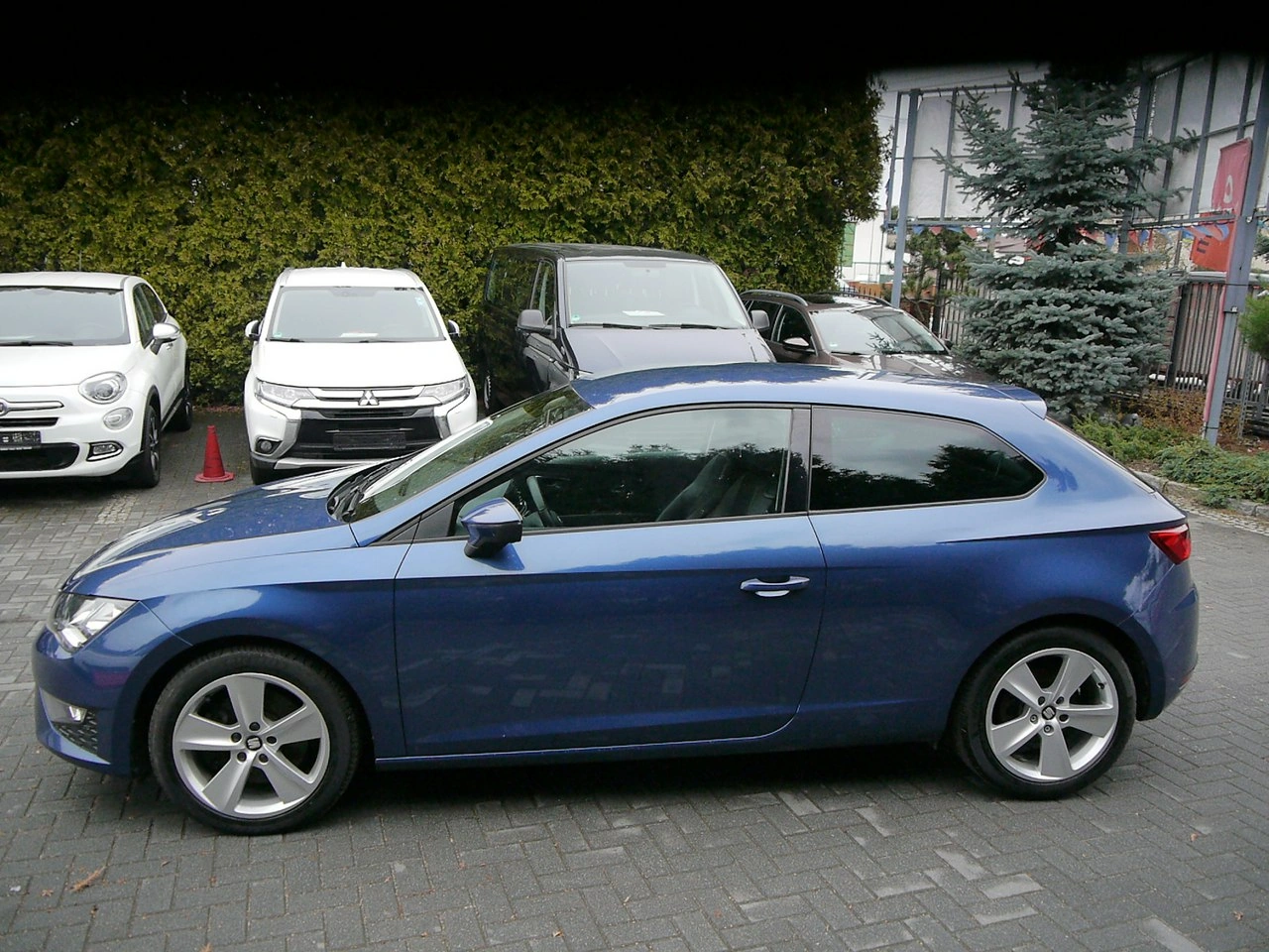 Seat Leon - Zdjęcie 9