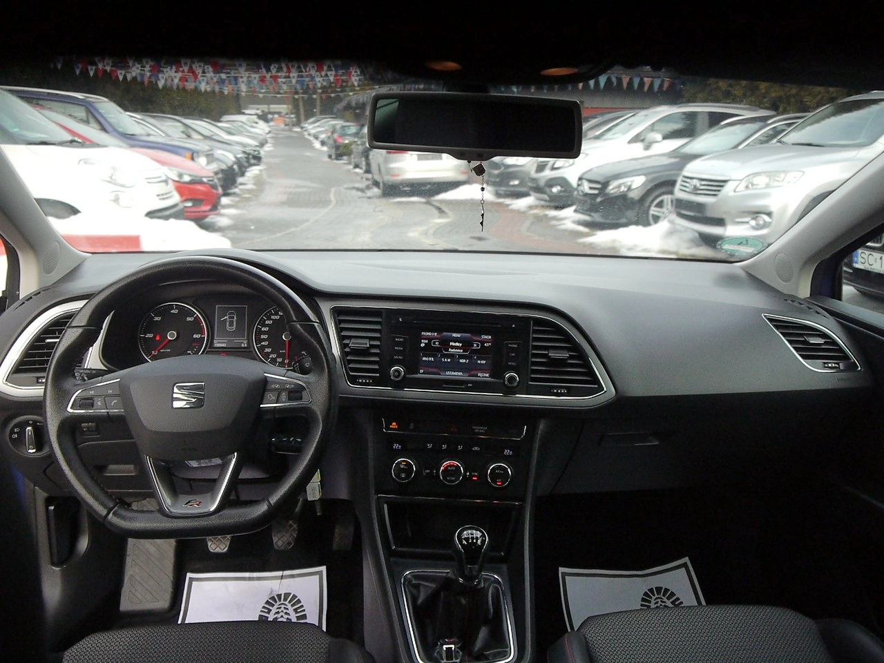 Seat Leon - Zdjęcie 17