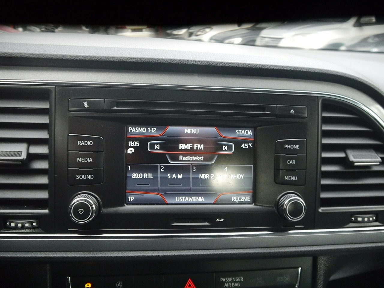 Seat Leon - Zdjęcie 19