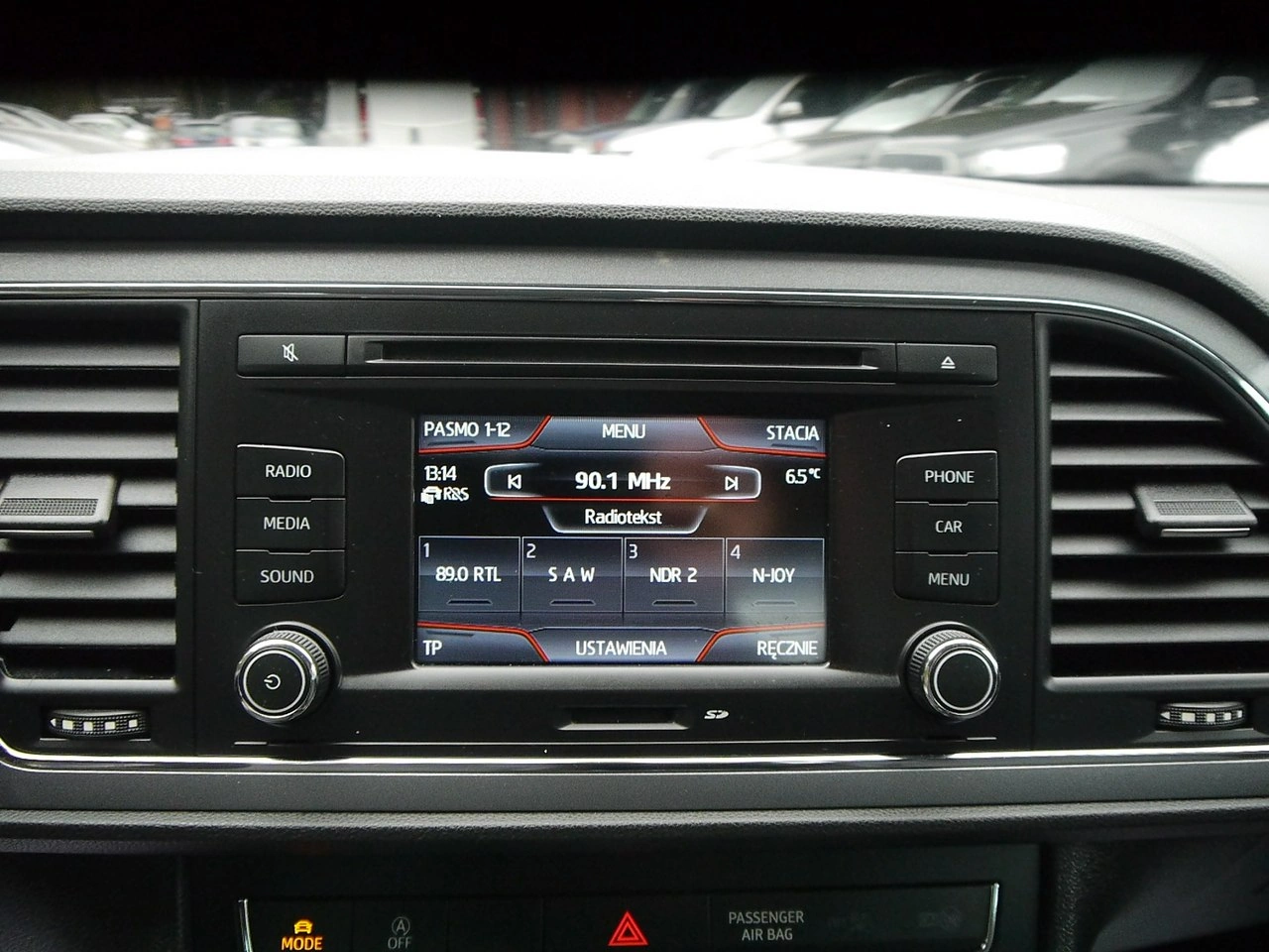 Seat Leon - Zdjęcie 21