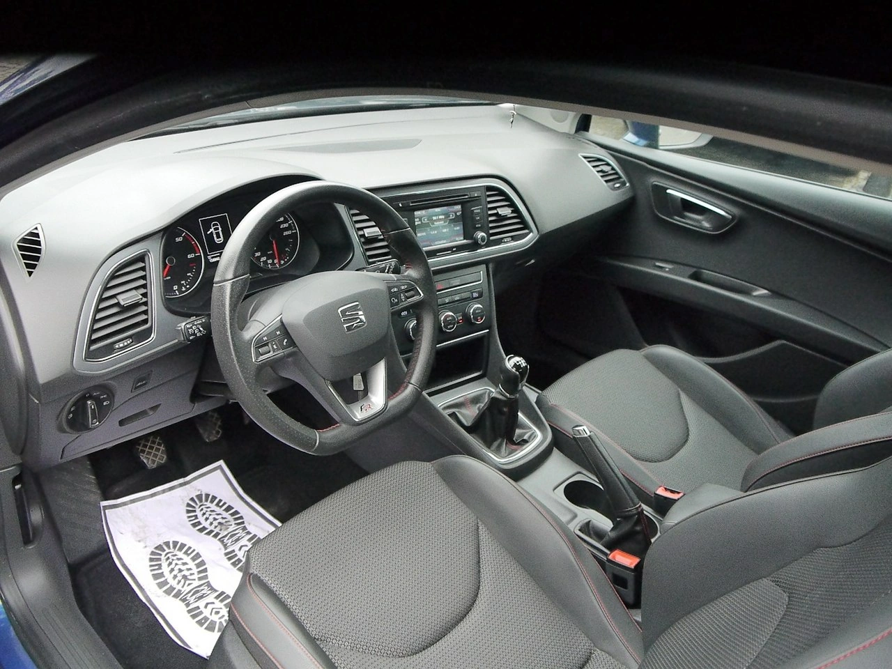 Seat Leon - Zdjęcie 26