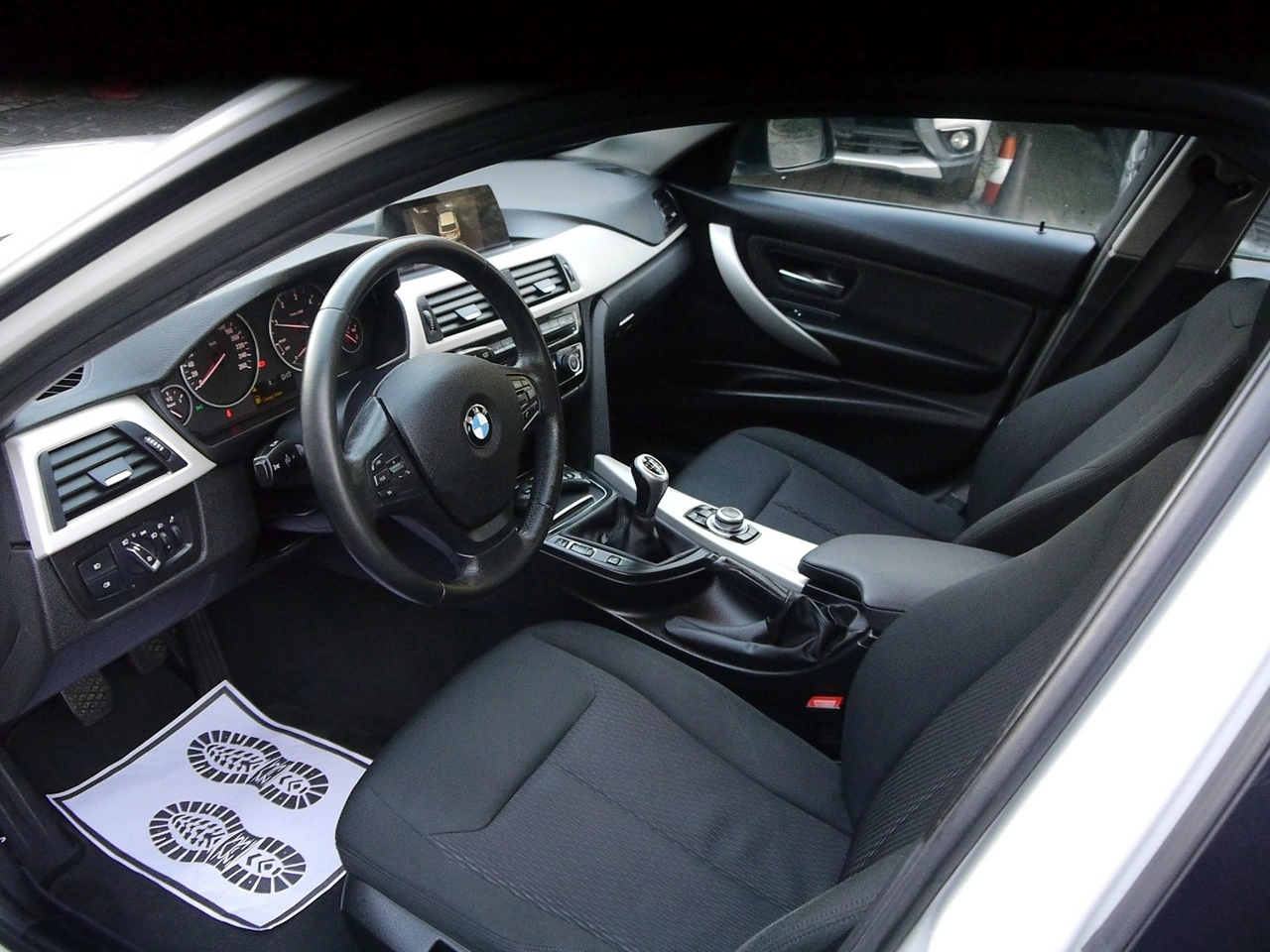 BMW 318 - Zdjęcie 25