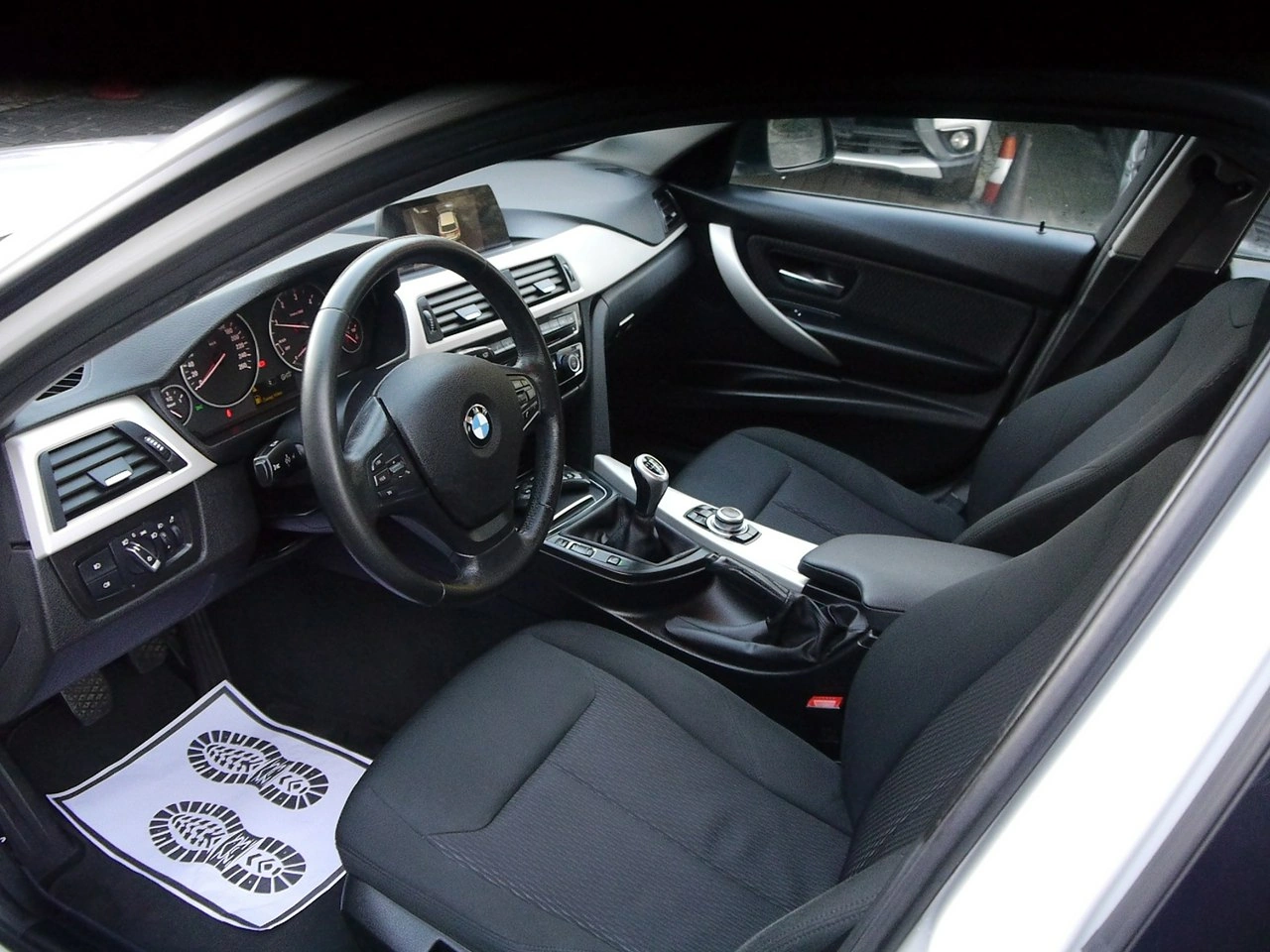 BMW 318 - Zdjęcie 25