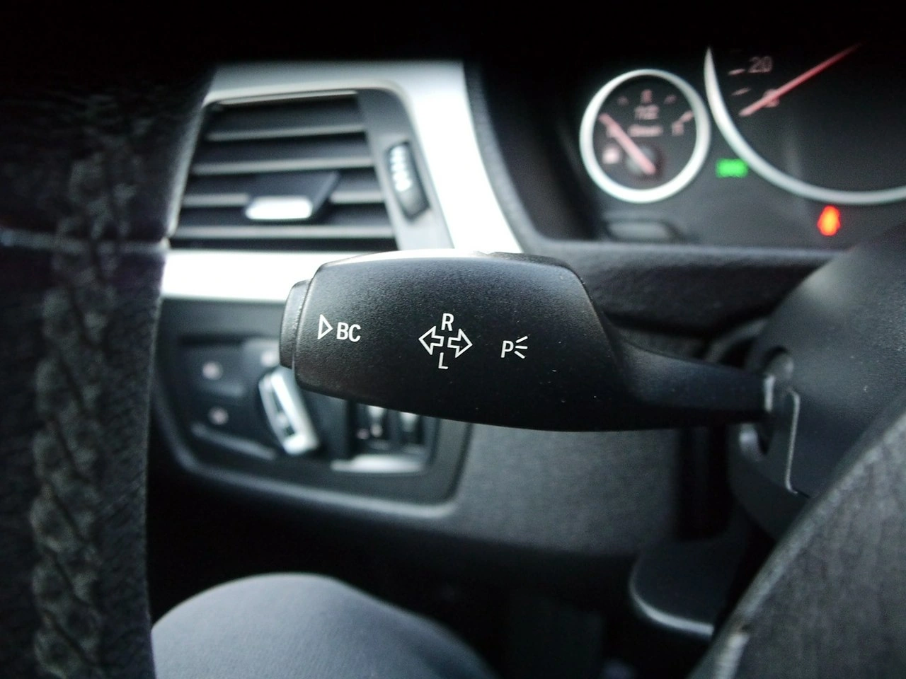 BMW 318 - Zdjęcie 32