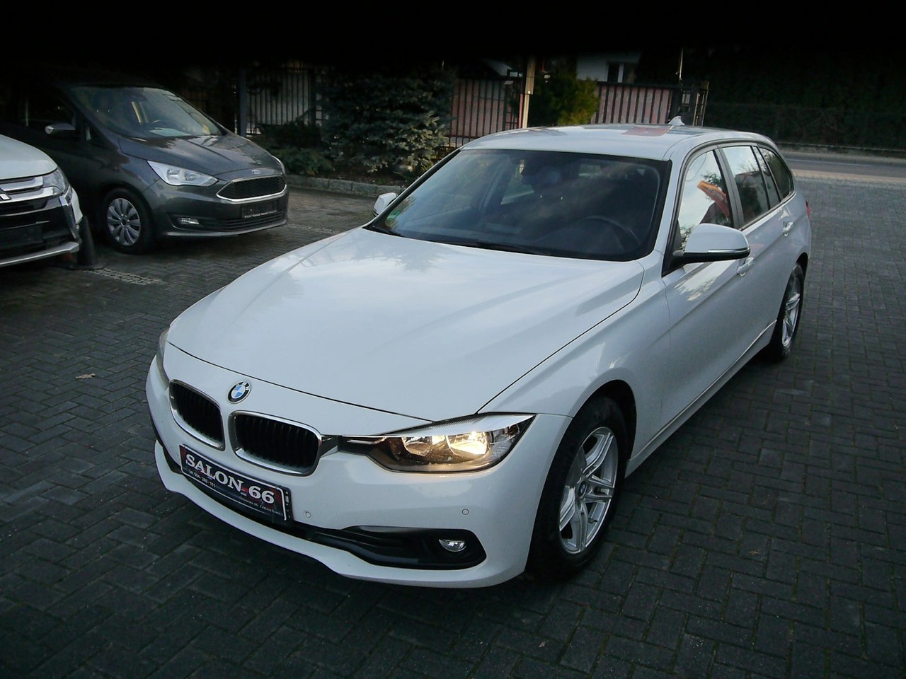 BMW 318 - Zdjęcie 2