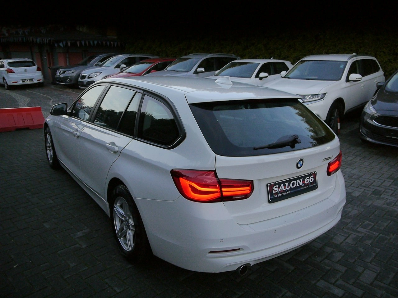 BMW 318 - Zdjęcie 4