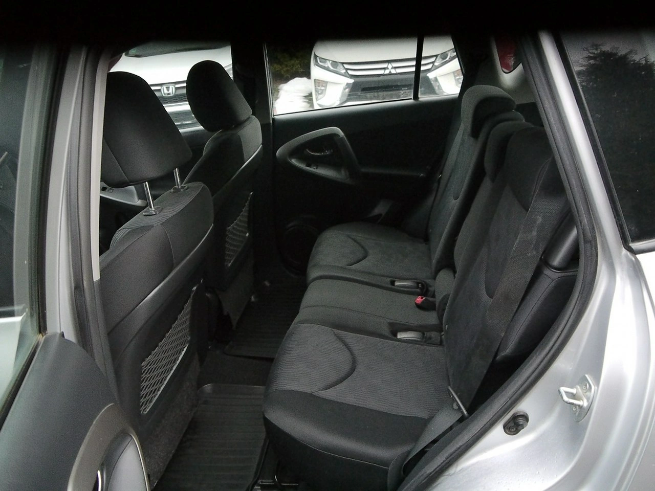 Toyota RAV-4 - Zdjęcie 23